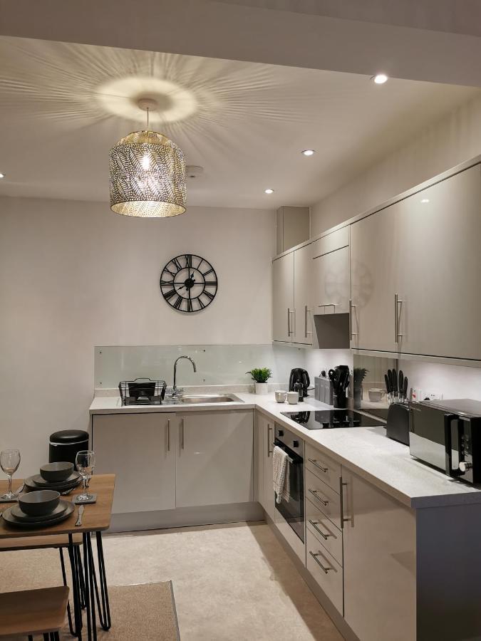 Axiom Apartment - Beautiful Stylish 2 Bed. Cheltenham Zewnętrze zdjęcie